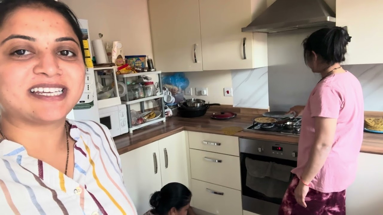 આજે નિરવાની સ્કુલે ગયા અને આટલી ગરમીમાં કેમ થેપલા બનાવ્યા #family #gujarati #uk