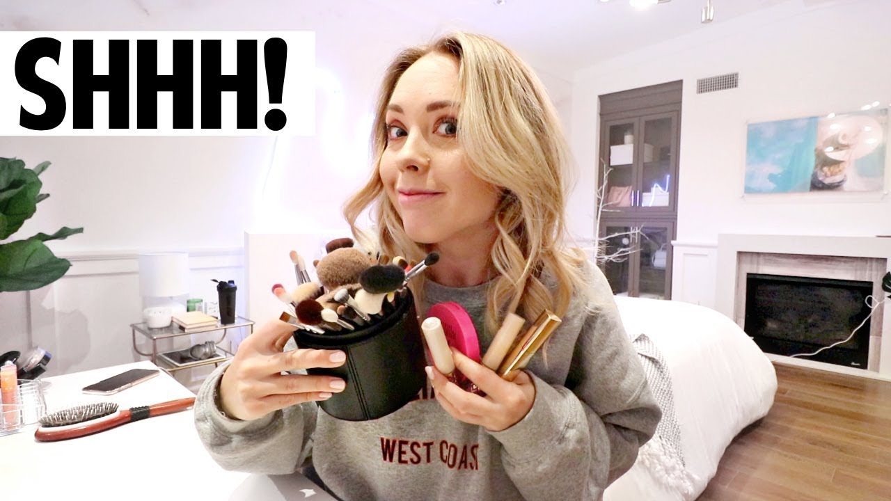 Stealing My Sisters Makeup + GRWM! | Vlogmas Day 15