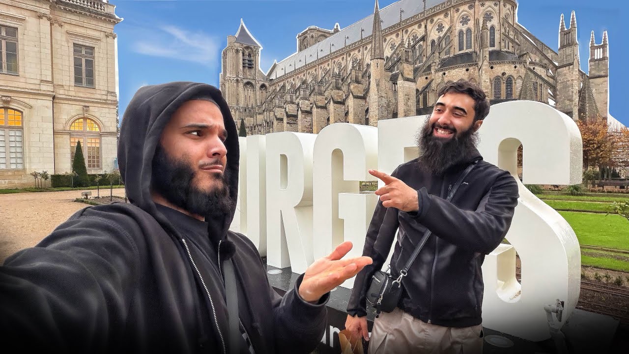 BOURGES COMME VOUS NE L’AVEZ JAMAIS VU ! (Avec un pelo de lyon 😱)