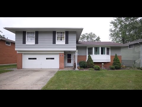 11425 HOLLISTON LN, Parma Heights, OH home video tour