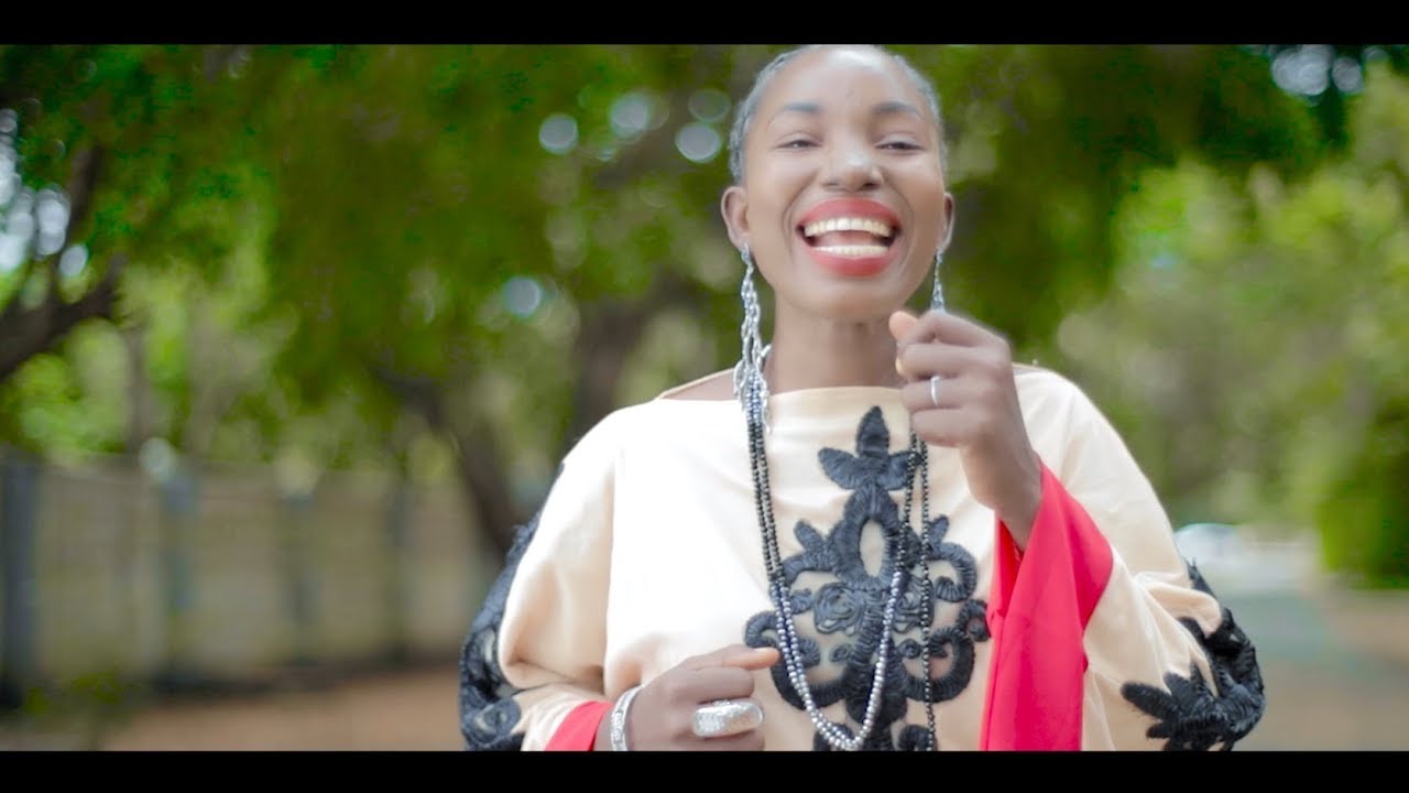 Hawa Ntarejea   Kucheka Official Video