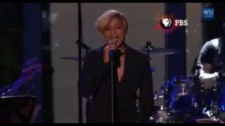 Mary J Blige: &quot;One&quot;