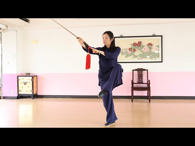 くう太 42式太极剑完整示范#黄冬梅演练#太極拳をお教え致します。興味のある方