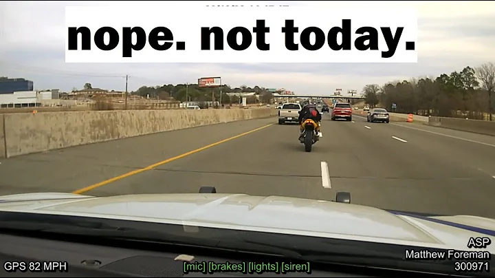 Motorcycle hits the shoulder to successfully flee from Arkansas State Police #pursuit #chase #cops