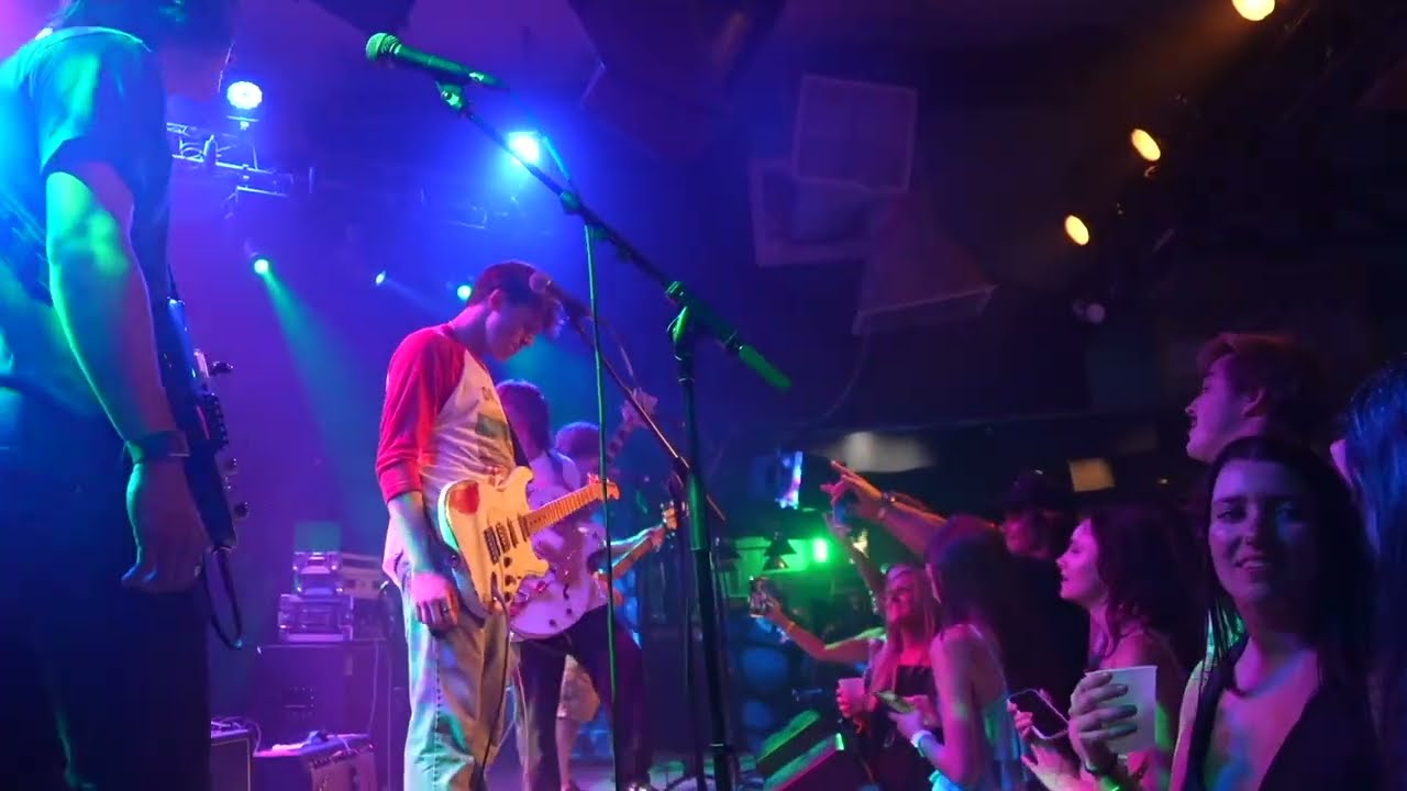 "Senior Year" by The Runarounds (@ The Windjammer on June 9, 2022)