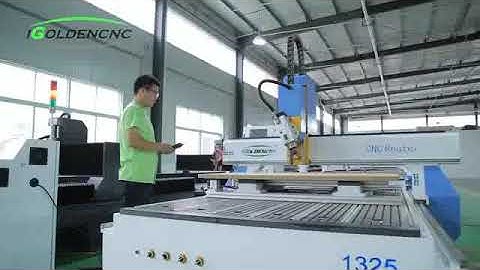 4 axis cnc router machine，better for drilling side holes and pull slots