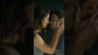 ¿Y si Tokio tenía razón sobre el amor? Con Roi y Cameron, la historia se repite. #BerlinNetflix @lacasadepapel