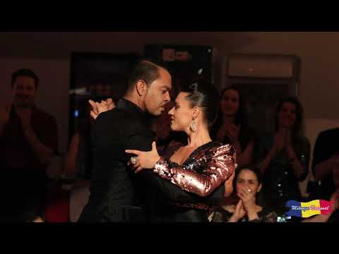Mirella & Carlos Santos David/Tu boca mintió