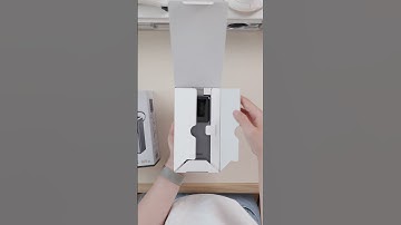 Time for an unboxing and a little cable ASMR with the new UGREEN Nexode Retractable 165W power bank!