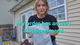 I said Amazon in this, but it is actually Walmart! I bought something, unwrap it with me.