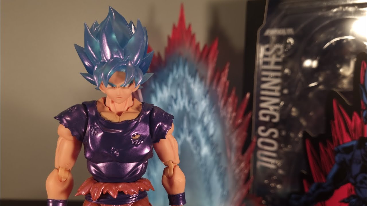 Demoniacal fit Shining Soul(left) and SH Figuarts SSGSS Kaioken Goku  (right) : r/SHFiguarts