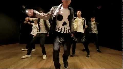 MAMA (마마)   EXO (엑소) Dance Cover by St319 from Vietnam