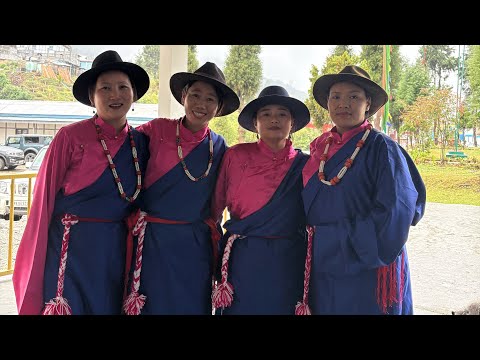 Tibetan dance by our groups 🫶🏻