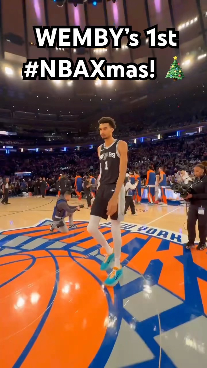 Victor Wembanyama takes the court for his FIRST #NBAXmas! ??|#Shorts