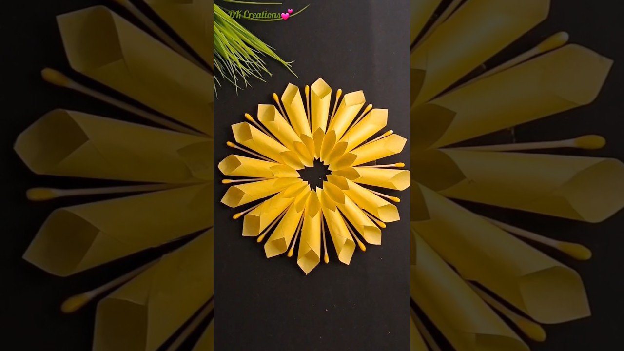 Beautiful wall decorations💕💕✨️#diy #beautiful #craft #walldecor #homedecor #youtubeshorts #paper 😍✨️