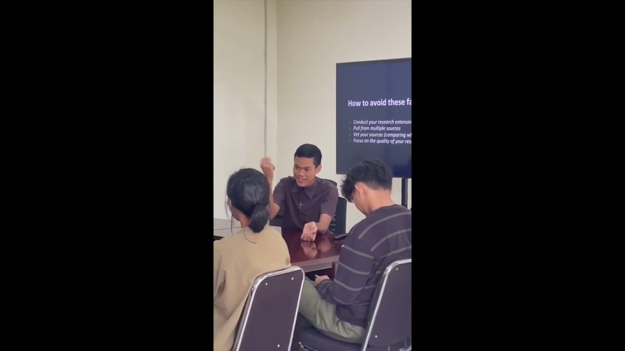 Pram's Presentation on Logical Fallacies - Prodi Bahasa Inggris - FBS UKSW - 250701