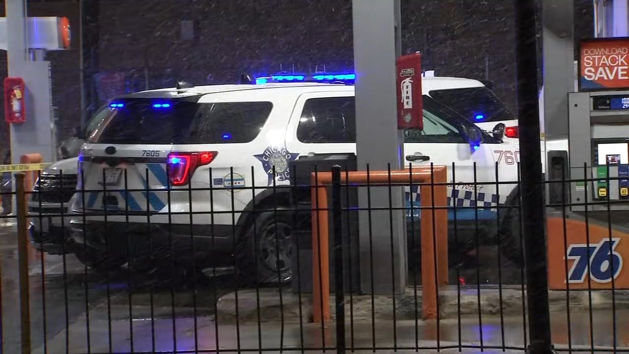 Man shot near gas station in Humboldt Park, Chicago police say - YouTube