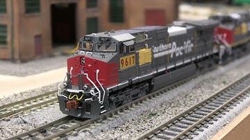 Review: ScaleTrains Rivet Counter N Scale GE DASH 9-44CW
