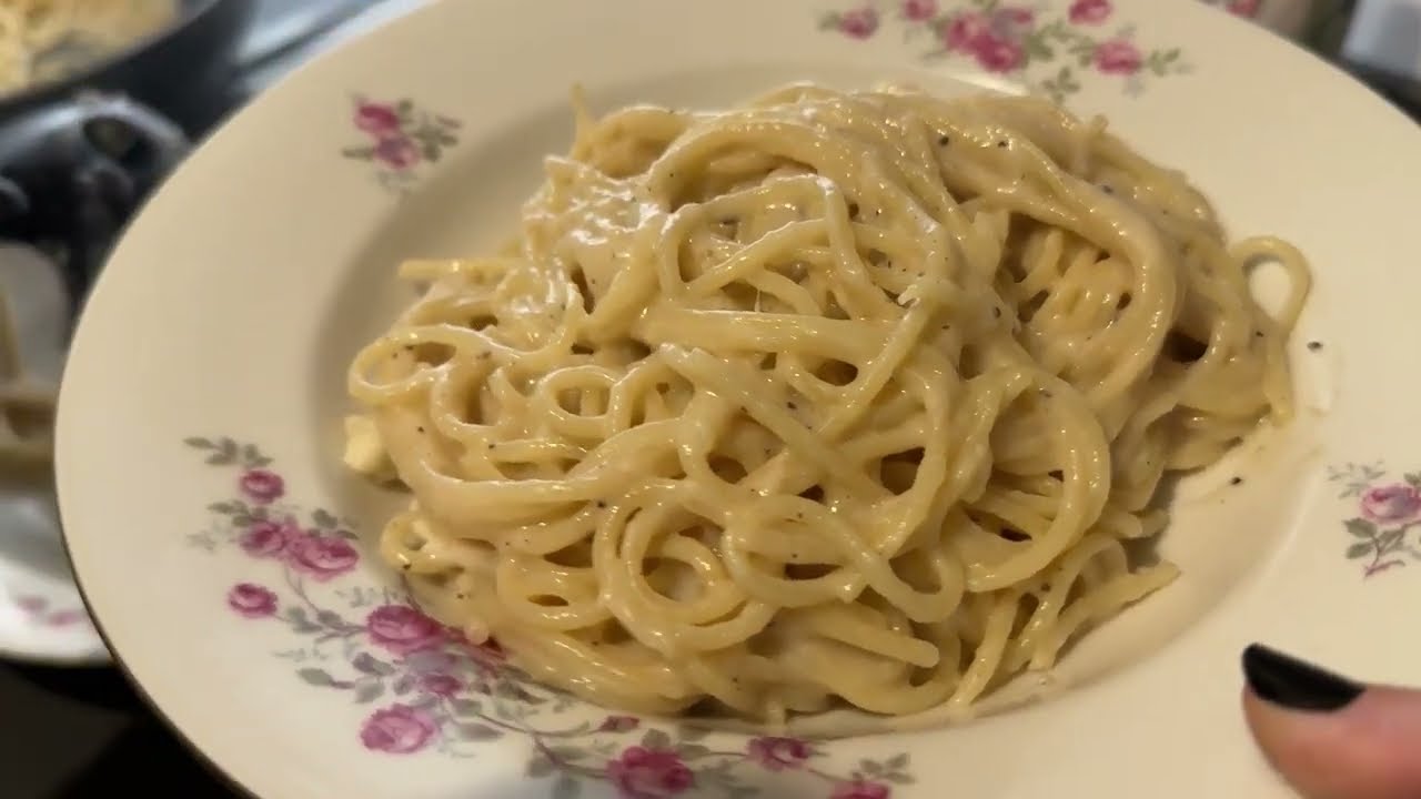 PASTA CACIO E PEPE  FATTA DA FRAGOLINA 2024