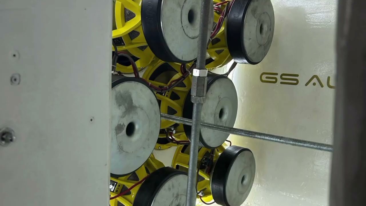 (20-26Hz) DIEEZ & DEENI - Ghost You [ Rebassed ]