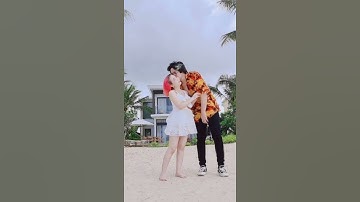 nhạc có [code]  mạnh ạ😄