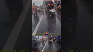 【車禍影片】活該再鑽阿（2026.04.07 新北市新莊區中正路