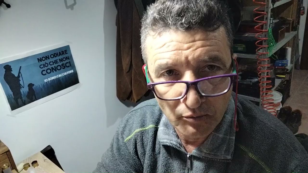 Cartuccia a pallettoni con polvere sipe.. Ragguagli sulla macchinetta e bilancino..