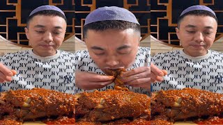 ASMR OVERLORD OX HOOVES WITH SPICY GARLIC SAUCE EATING