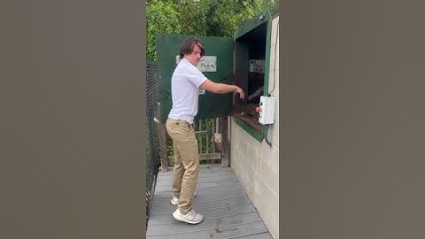 How To Use The Trash Compactor