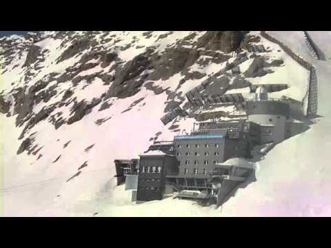 Zugspitze-FIS Alpine Ski 2011-Keep your fingers cr...