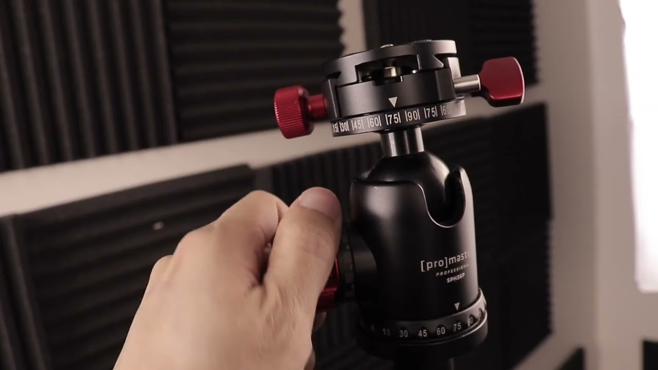 ProMaster Specialist Series Professional Tripod