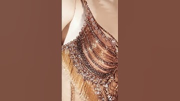 Sexy, quyến rũ trong thiết kế đầm dạ hội hai dây lộng lẫy đến từ Đỗ Long #dolong #dolongofficial