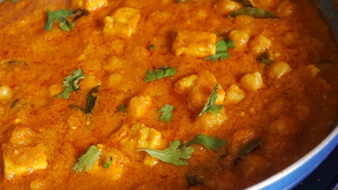 Shahi Chole Paneer | Chole Paneer Curry Recipe | Cottage Cheese in ...