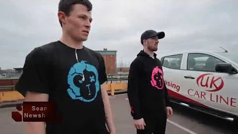 UK Carline Vs Street Monkeys