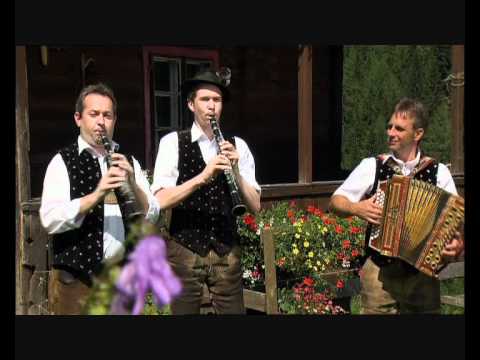 Buchbauer Polka - Steirische Kirtagsmusi - YouTube