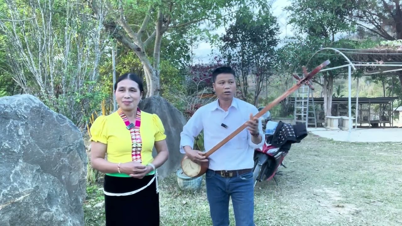 Ý CHUM  BẢN LUN KHÁP BAI - Mới Pi NỌNG TỎN PHĂNG 