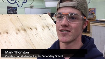Laurier students build barn swallow nesting sites