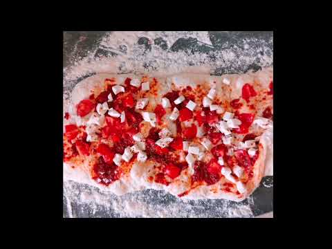 Pizzabrot mit getrockneten Tomaten und Mozzarella - schnelles Grillbrot | Kochtopfreisen