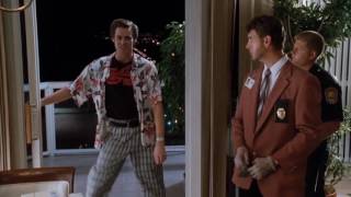 אייס ונטורה: בלש בצחוק (1994) Ace Ventura: Pet Detective