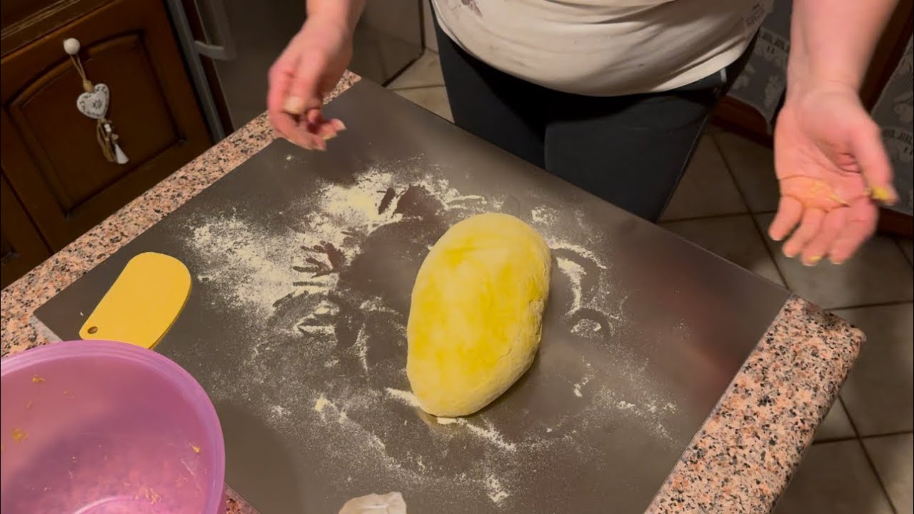 La pioggia non si stanca☔️faccio il pane🍞