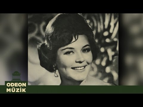 Nesrin Sipahi - Agora Meyhanesi / Benim De Canım Var (45'lik)