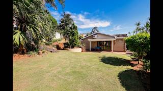 3 Bedroom 2 Bathroom Pet-Friendly Townhouse with Private Garden, Entertainment Patio and 2 Parkings