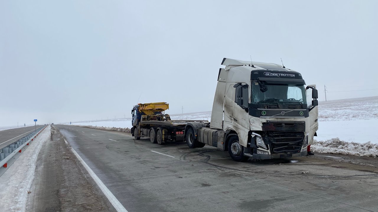 Грузовая эвакуация Вольво в Алматы - YouTube