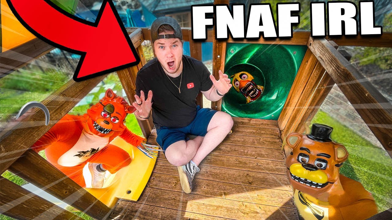 FNAF TREEHOUSE FORT! 📦😱 Scary Real Life Five Nights At Freddy's