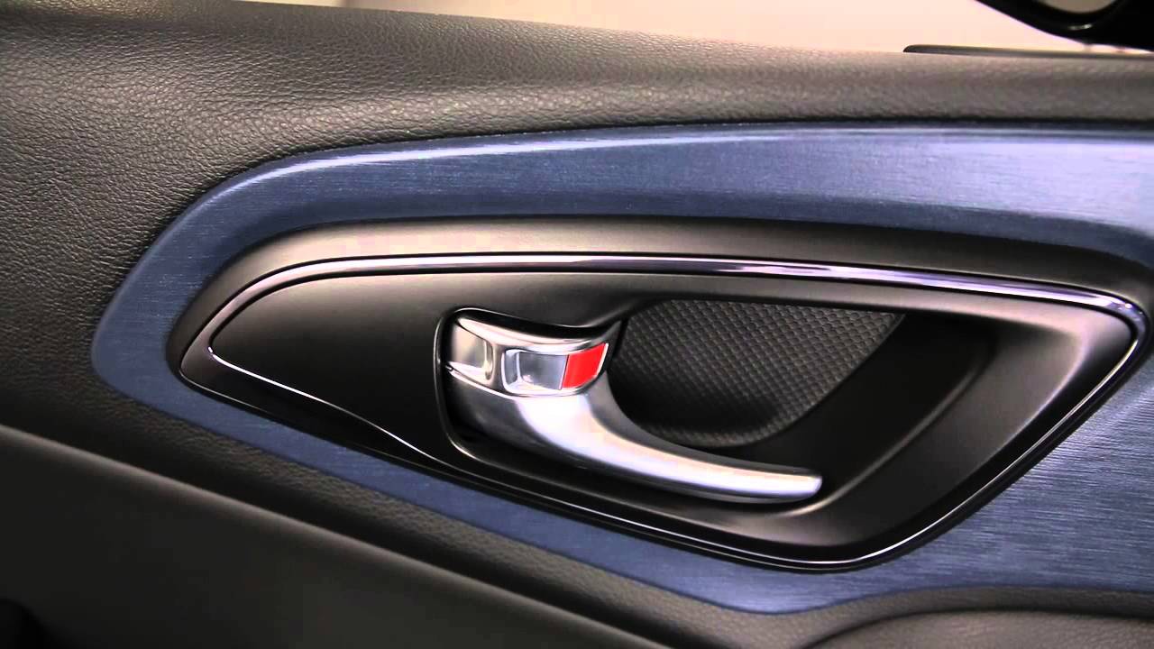 2015 Chrysler 200s Interior
