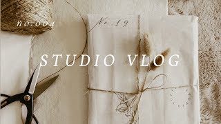 Studio Vlog 04 | the final touches to packing orders