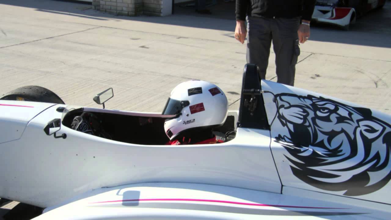 Marius Erasme im Formula Renault 2.0 www.z-event-catering.de