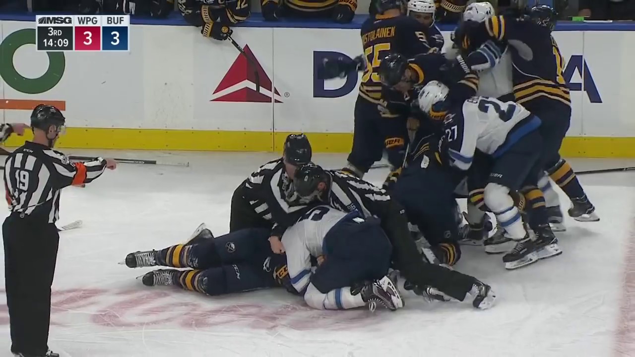 jake mccabe hit on laine