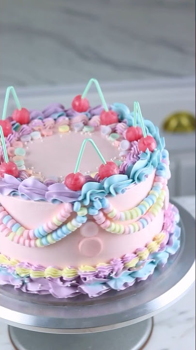 Candy Necklace Cake 🎂 VLOGTOBER DAY 30 #cakedecorating