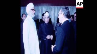 SYND 28 10 74 KISSINGER AT DINNER GIVEN BY FOREIGN MINISTER